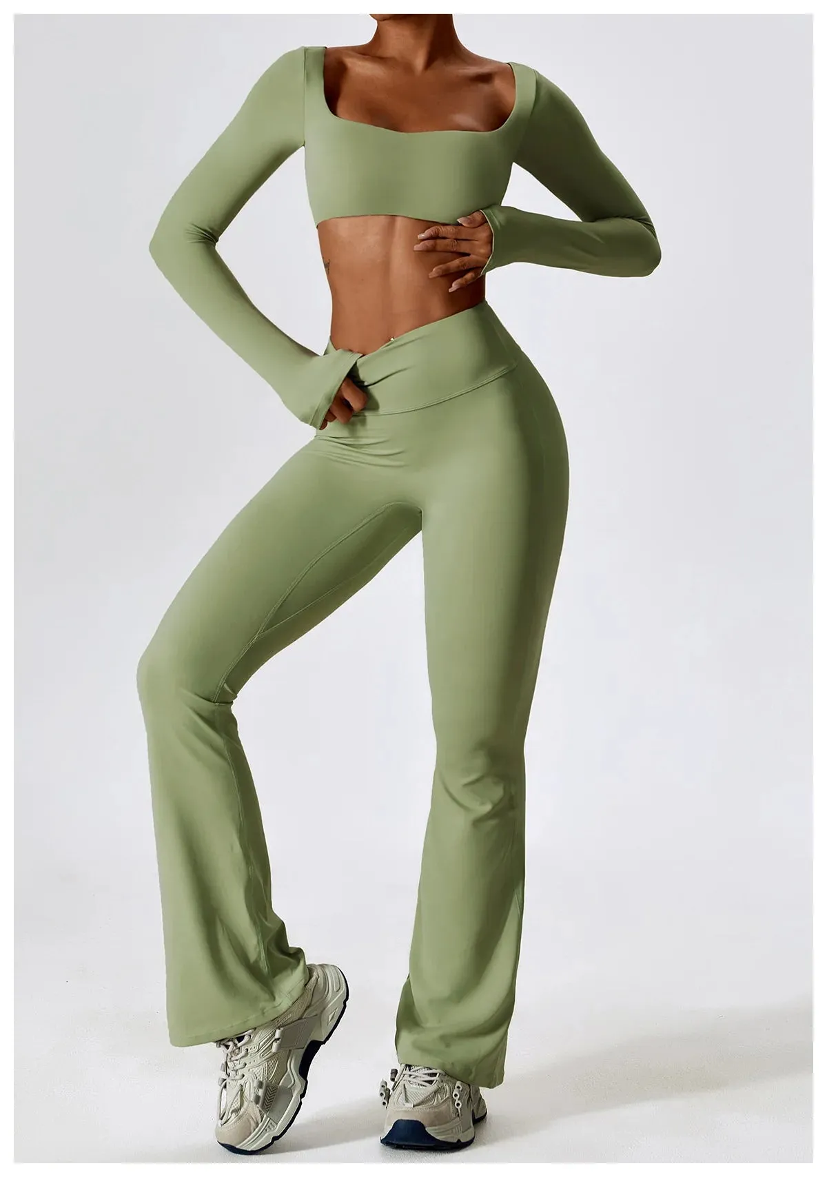 A&A Flexi Flare Scrunch Leggings & Long Sleeve Crop Top Set