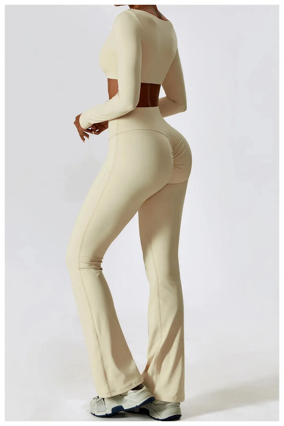 A&A Flexi Flare Scrunch Leggings & Long Sleeve Crop Top Set