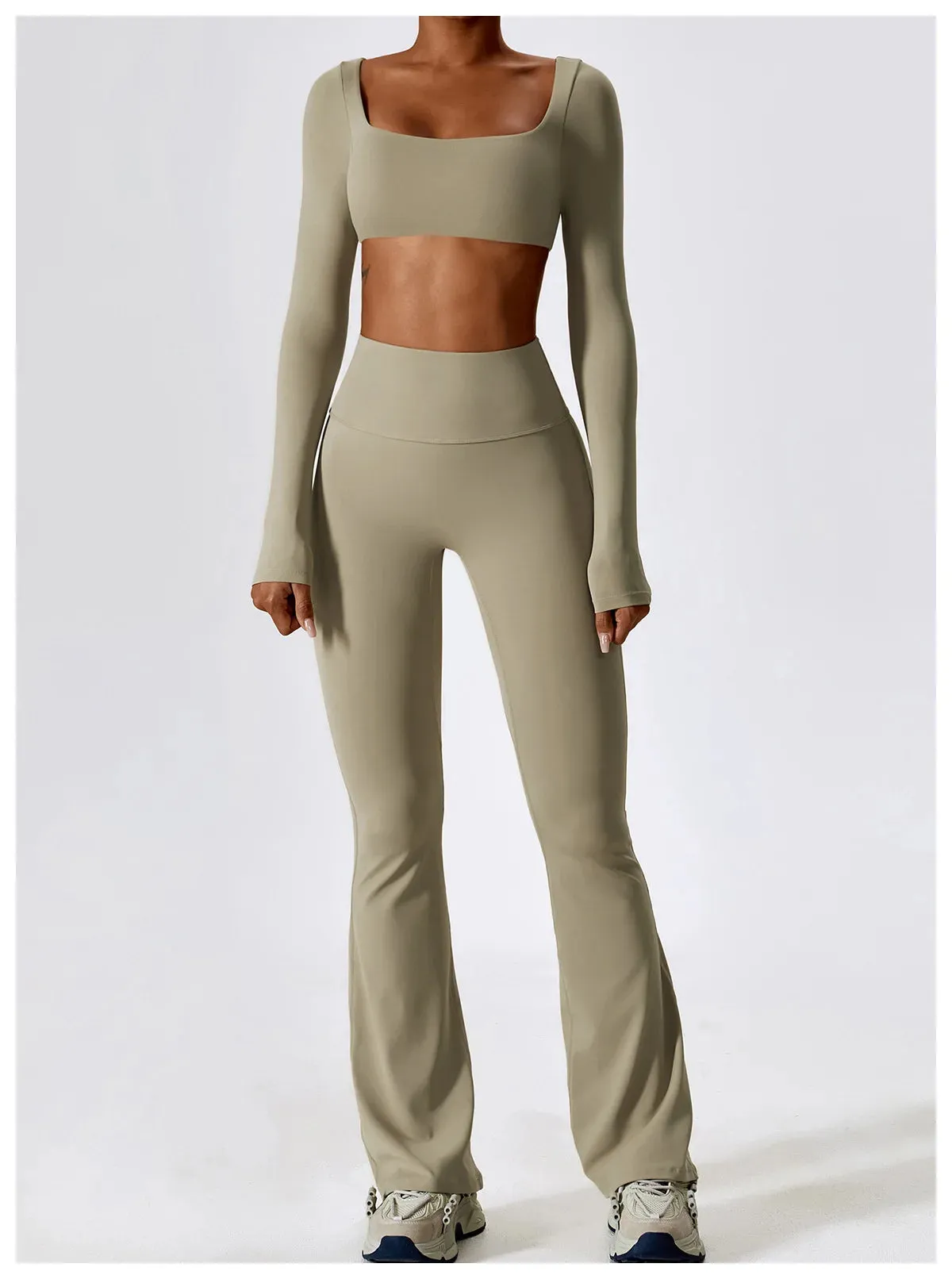 A&A Flexi Flare Scrunch Leggings & Long Sleeve Crop Top Set