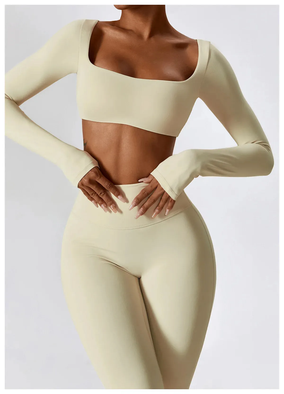 A&A Flexi Flare Scrunch Leggings & Long Sleeve Crop Top Set