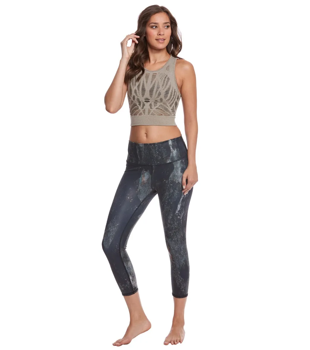 Alo Yoga Vixen Fitted Yoga Crop Top