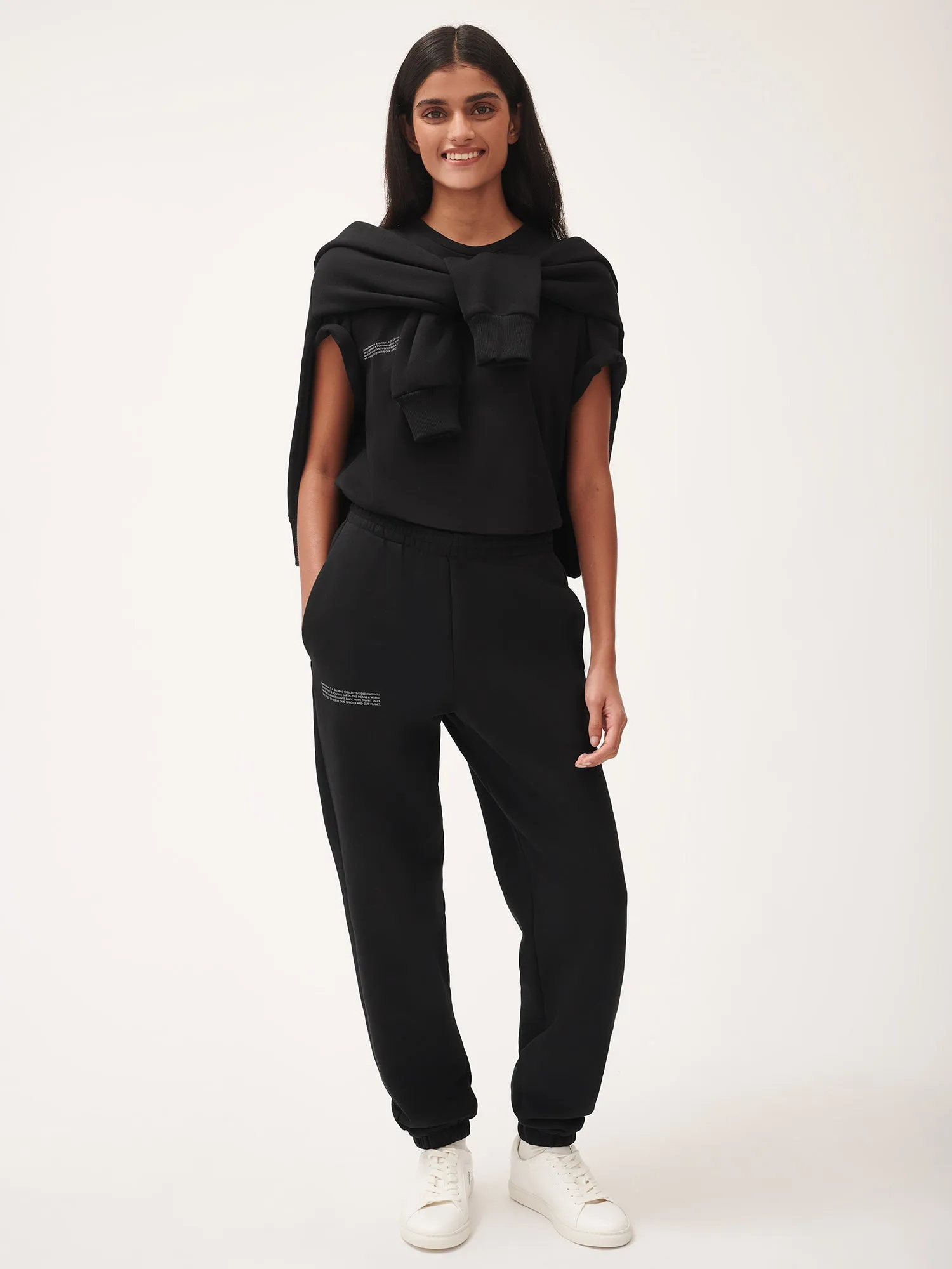 Womens 365 Heavyweight Track Pants—black